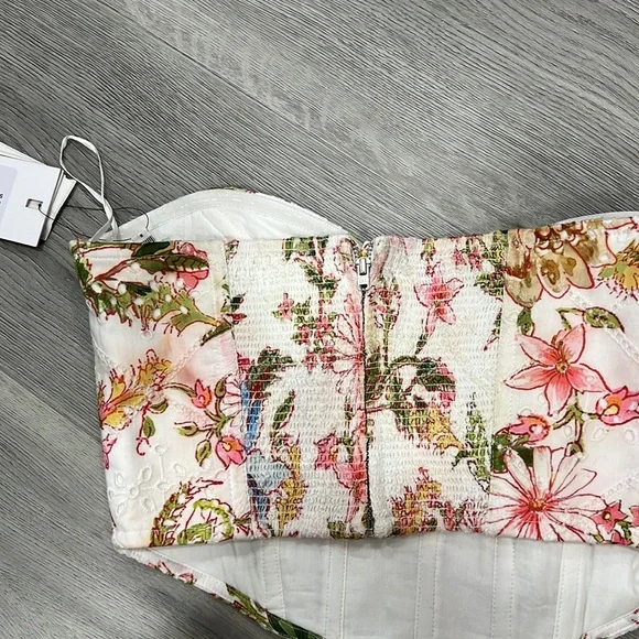 HEMANT AND NANDITA Corset Top in White Floral - Picture 5 of 7